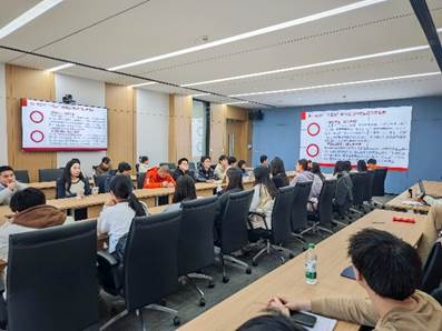 会议室里的人们AI 生成的内容可能不正确。